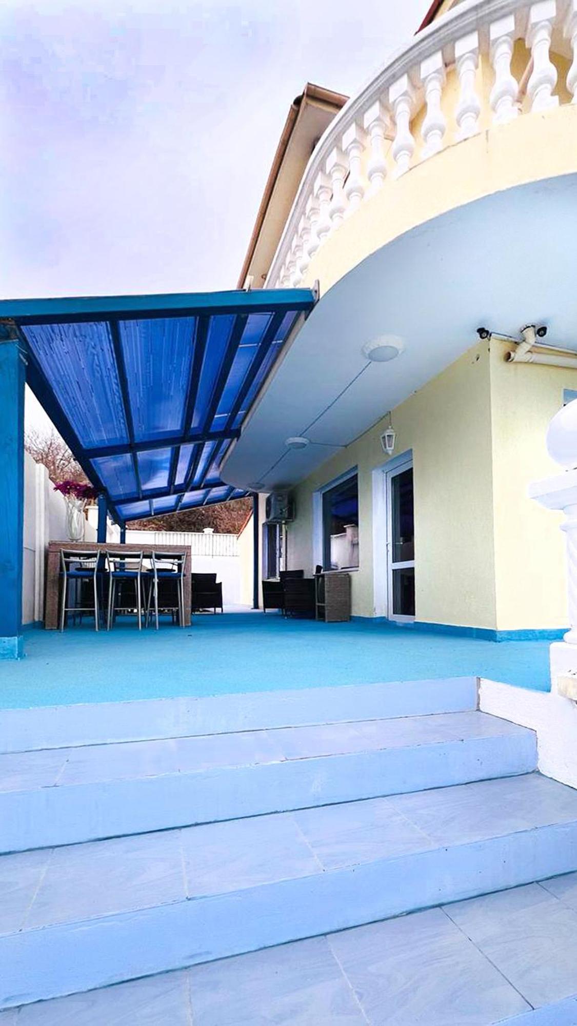 Villa Sorento Italian Neoclassica Μπαλτσίκ Εξωτερικό φωτογραφία